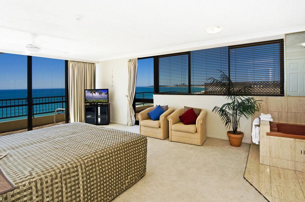 Pelican Sands Beach Resort Gold Coast Exterior foto